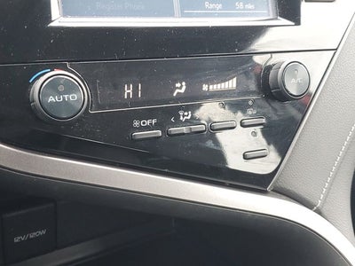 2020 Toyota Camry SE