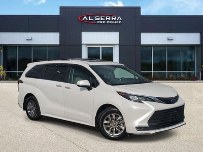 2024 Toyota Sienna LE 8 Passenger