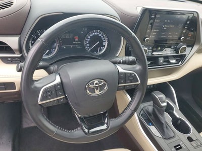 2020 Toyota Highlander XLE