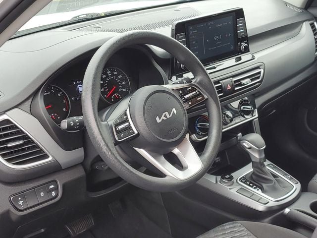 2023 Kia Seltos LX