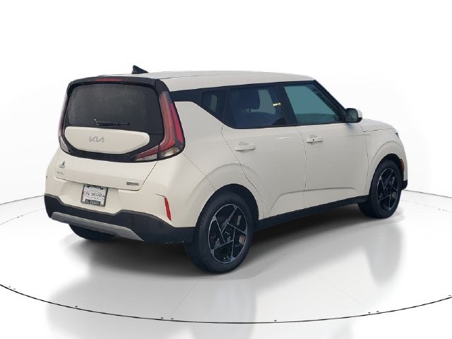 2023 Kia Soul EX