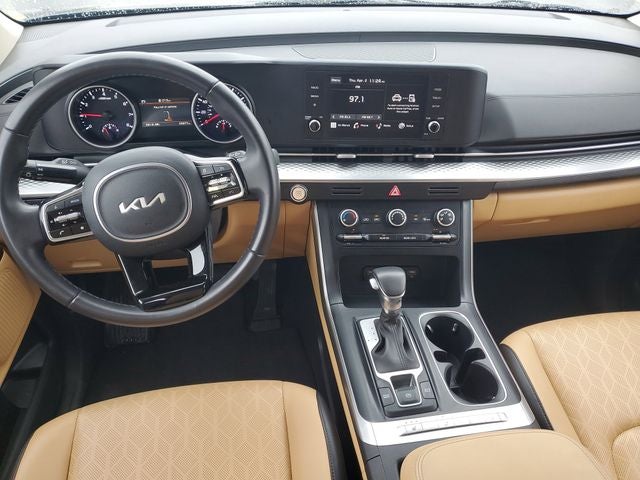 2024 Kia Carnival LX