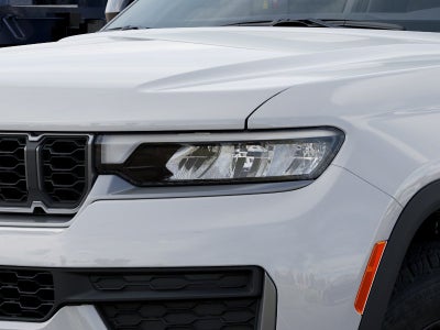 2026 Jeep Grand Cherokee Laredo