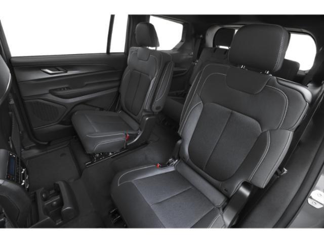 2027 Jeep Grand Cherokee L Laredo