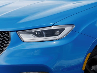 2026 Chrysler Pacifica Base